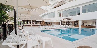 HS HOTSSON Hotel Acapulco