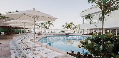 HS HOTSSON Hotel Acapulco