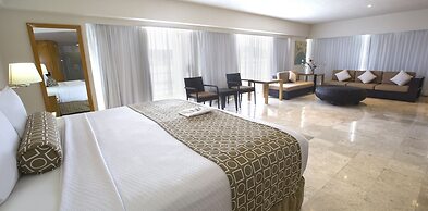 HS HOTSSON Hotel Acapulco