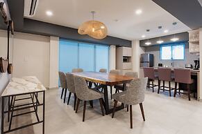 HS HOTSSON Hotel Acapulco