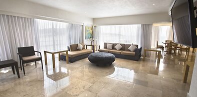 HS HOTSSON Hotel Acapulco