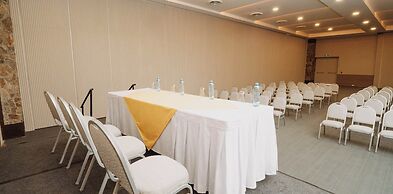 HS HOTSSON Hotel Acapulco