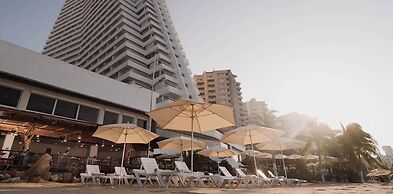 HS HOTSSON Hotel Acapulco