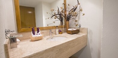 HS HOTSSON Hotel Acapulco