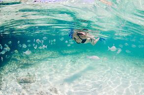 Wyndham Reef Resort Grand Cayman