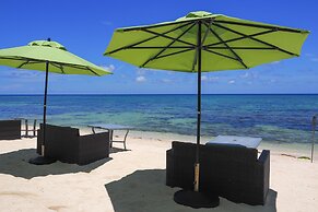Wyndham Reef Resort Grand Cayman
