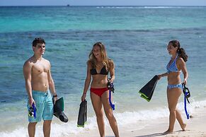 Wyndham Reef Resort Grand Cayman