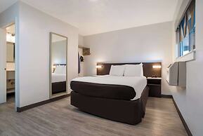 Suburban Studios Biloxi North Area