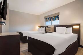 Suburban Studios Biloxi North Area