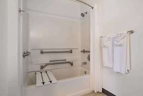 Suburban Studios Biloxi North Area