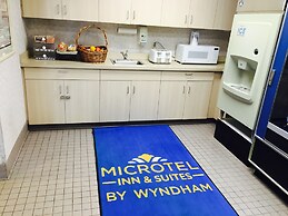 Microtel Inn & Suites by Wyndham Baldwinsville/Syracuse