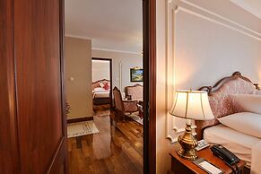 Hotel Grand Saigon