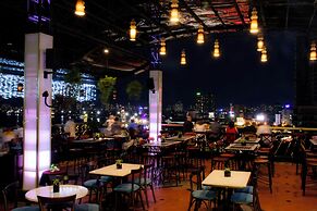 Hotel Majestic Saigon