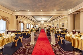 Hotel Majestic Saigon