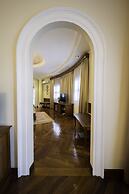 Hotel Majestic Saigon