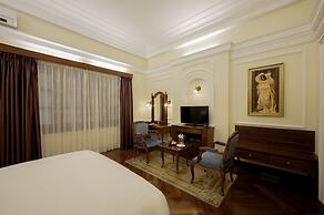Hotel Majestic Saigon