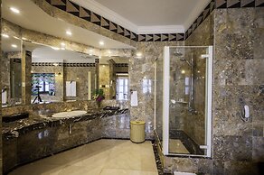 Hotel Majestic Saigon