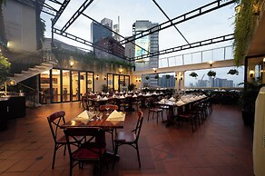 Hotel Majestic Saigon