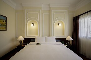 Hotel Majestic Saigon