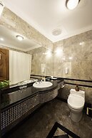 Hotel Majestic Saigon