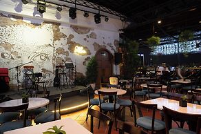 Hotel Majestic Saigon