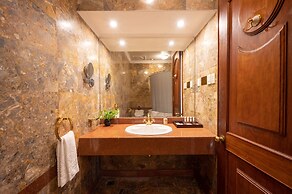 Hotel Majestic Saigon