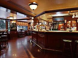 Merdeka Palace Hotels & Suites