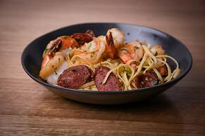 Mercure Ballarat Hotel and Convention Centre