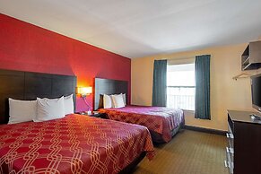 Econo Lodge Inn & Suites