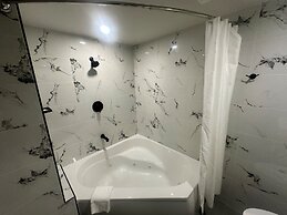 Ramada Plaza by Wyndham Gatineau/Manoir du Casino