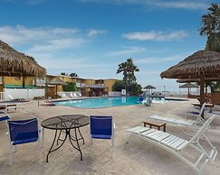Quality Inn & Suites on the Beach