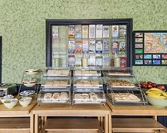 Quality Inn & Suites on the Beach