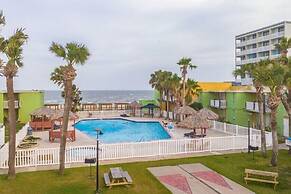 Quality Inn & Suites on the Beach