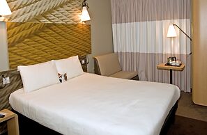 ibis Leicester City