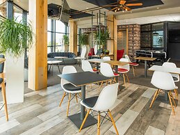 ibis Leicester City