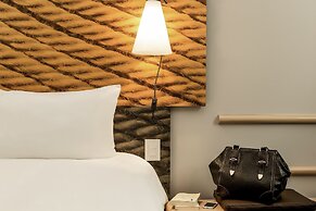 ibis Leicester City