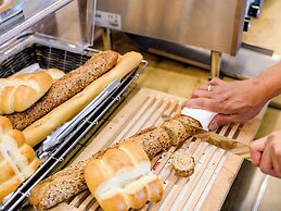 ibis Zurich City West