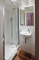 Mandolay Hotel Guildford
