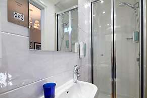 Mandolay Hotel Guildford