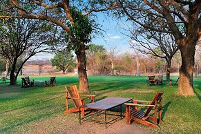 Protea Hotel by Marriott Lusaka Safari Lodge