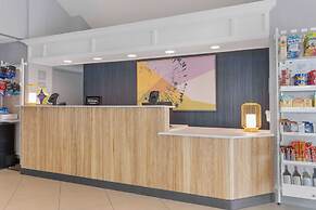 Spark by Hilton Orlando near SeaWorld