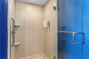 Spark by Hilton Orlando near SeaWorld