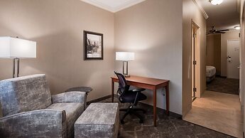 Best Western Plus Silver Saddle Inn