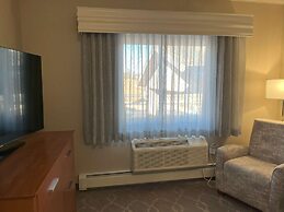 Best Western Plus Silver Saddle Inn