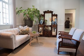 River Manor Boutique Hotel