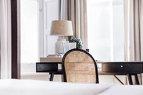 River Manor Boutique Hotel