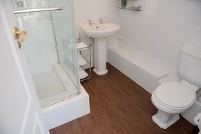 River Manor Boutique Hotel