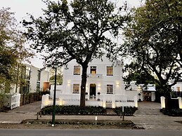 River Manor Boutique Hotel