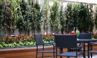 EZ Aclimação Hotel