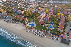 Grand Decameron Complex Bucerias, A Trademark All-Inclusive Resort
